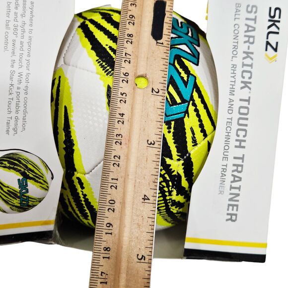 Sklz Soccer Star-Kick Touch Trainer - Practice For Control, Rhythm, Technique - Picture 2 of 5